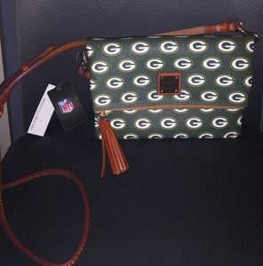 Dooney & Bourke